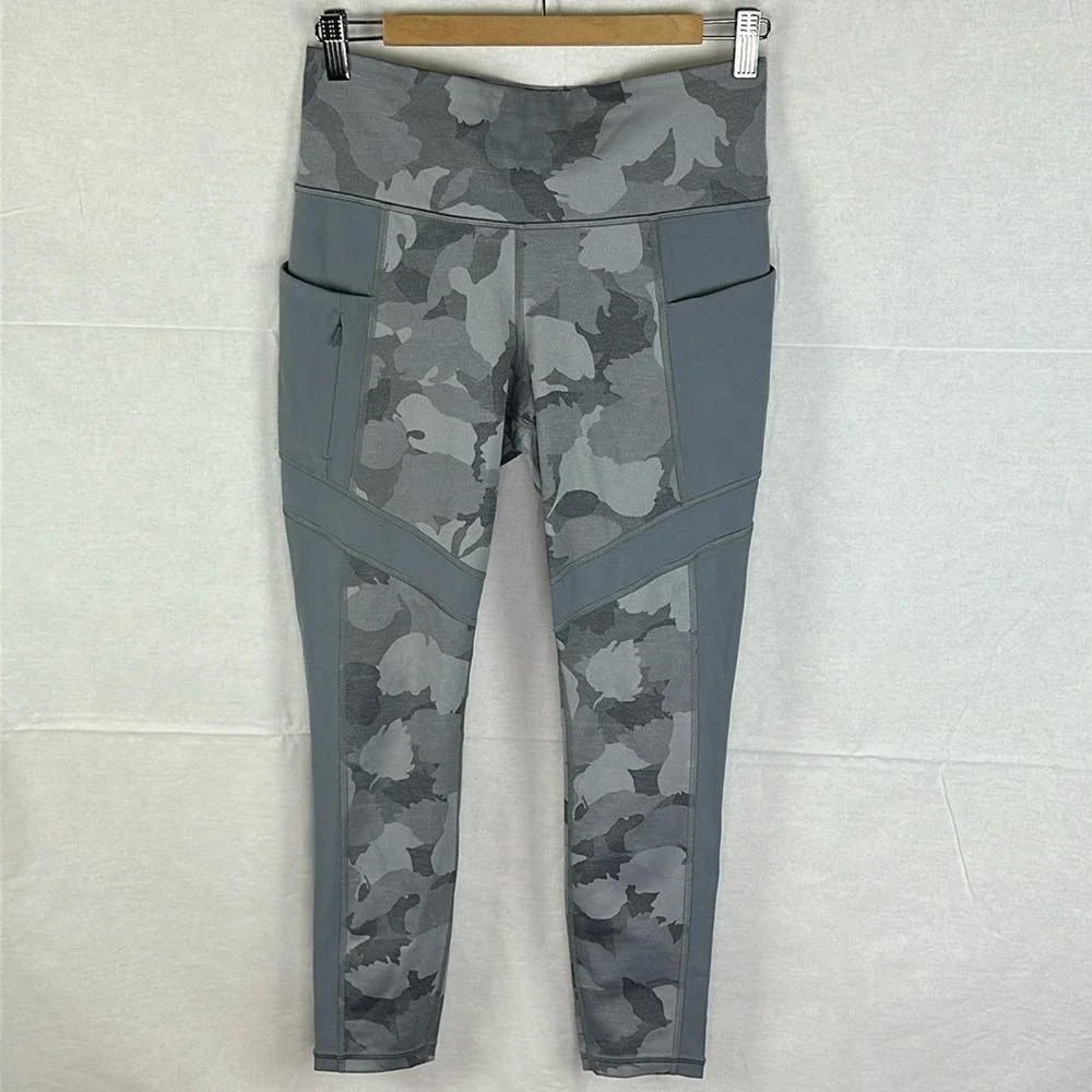 Athleta All In 7/8‎ Camo Tight Women Small Gray Yoga Leggings Pocket Wicking